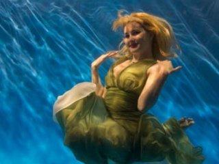Underwater Girl